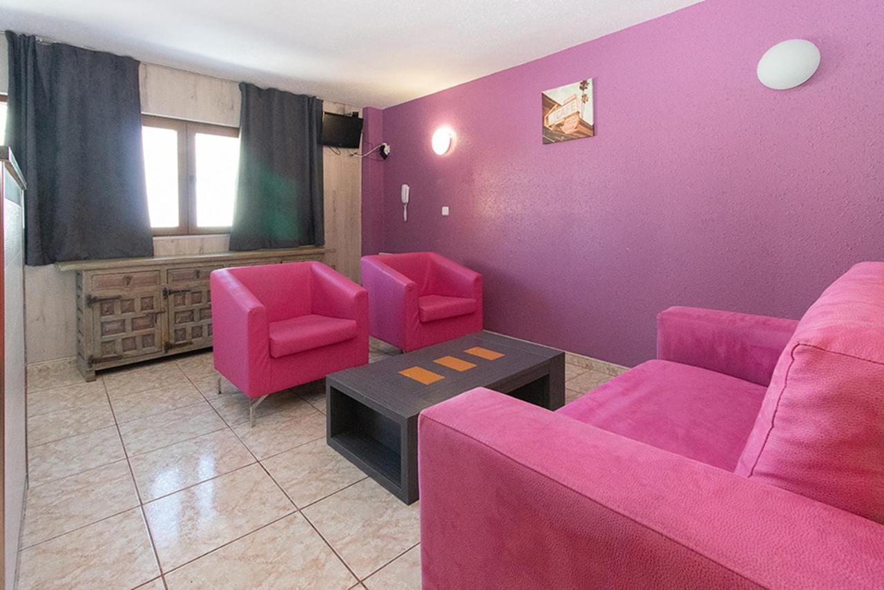 Apartaments Turistics Manzano Pas De La Casa Esterno foto