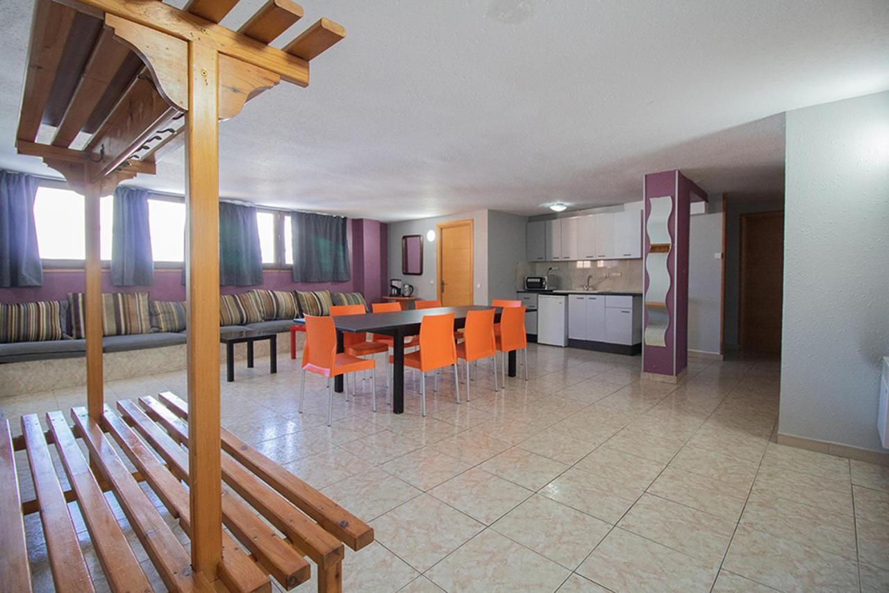 Apartaments Turistics Manzano Pas De La Casa Esterno foto