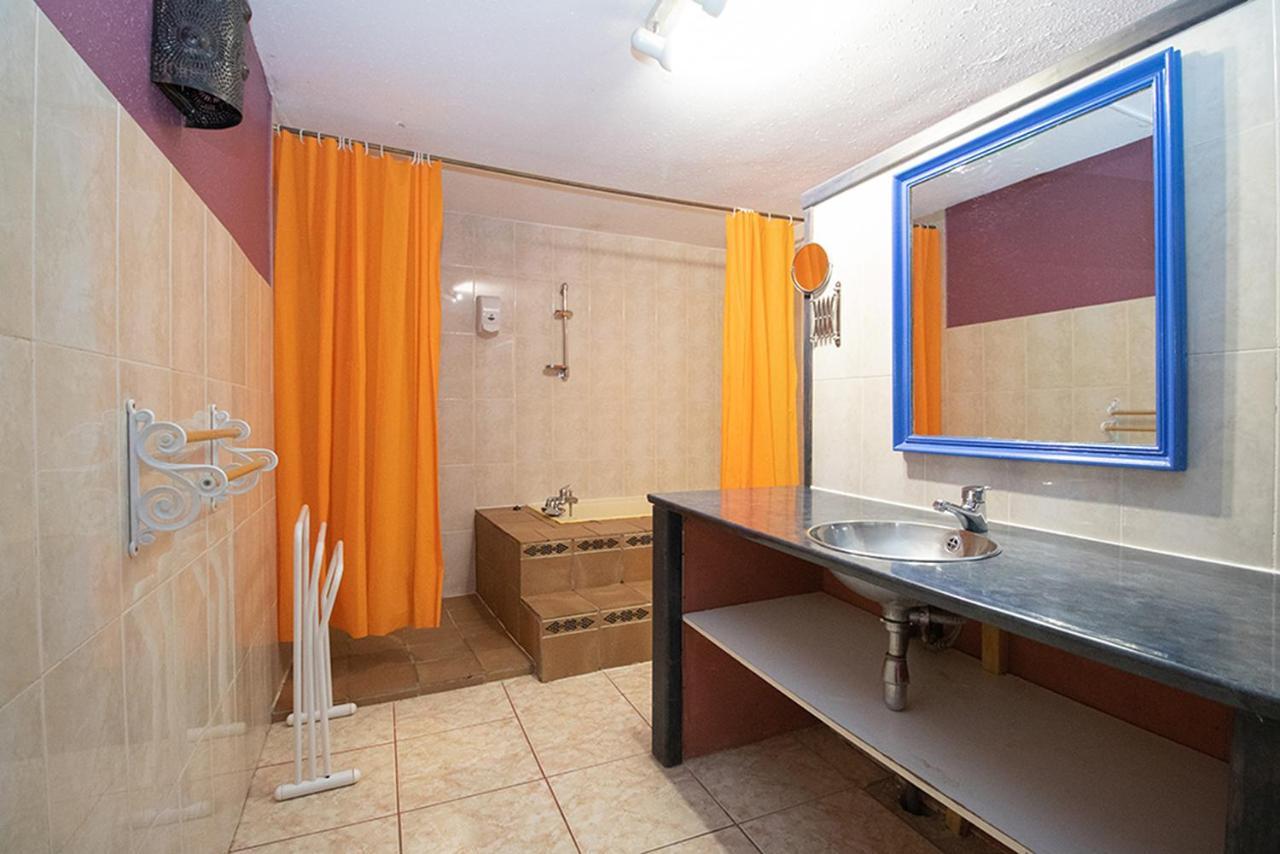Apartaments Turistics Manzano Pas De La Casa Esterno foto