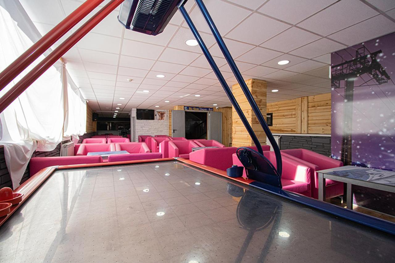 Apartaments Turistics Manzano Pas De La Casa Esterno foto